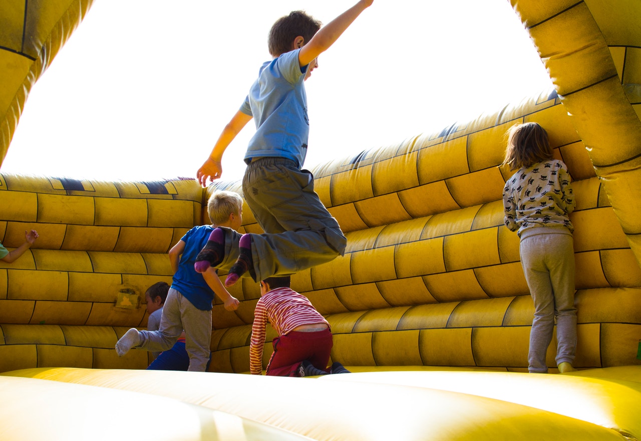 Kids Bouncing - Bounce House Rentals - Clown Around Party Rentals